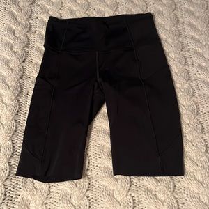 Lulu Lemon Fast n Free 10’ shorts